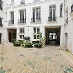 Luxurious Parisian Apartment